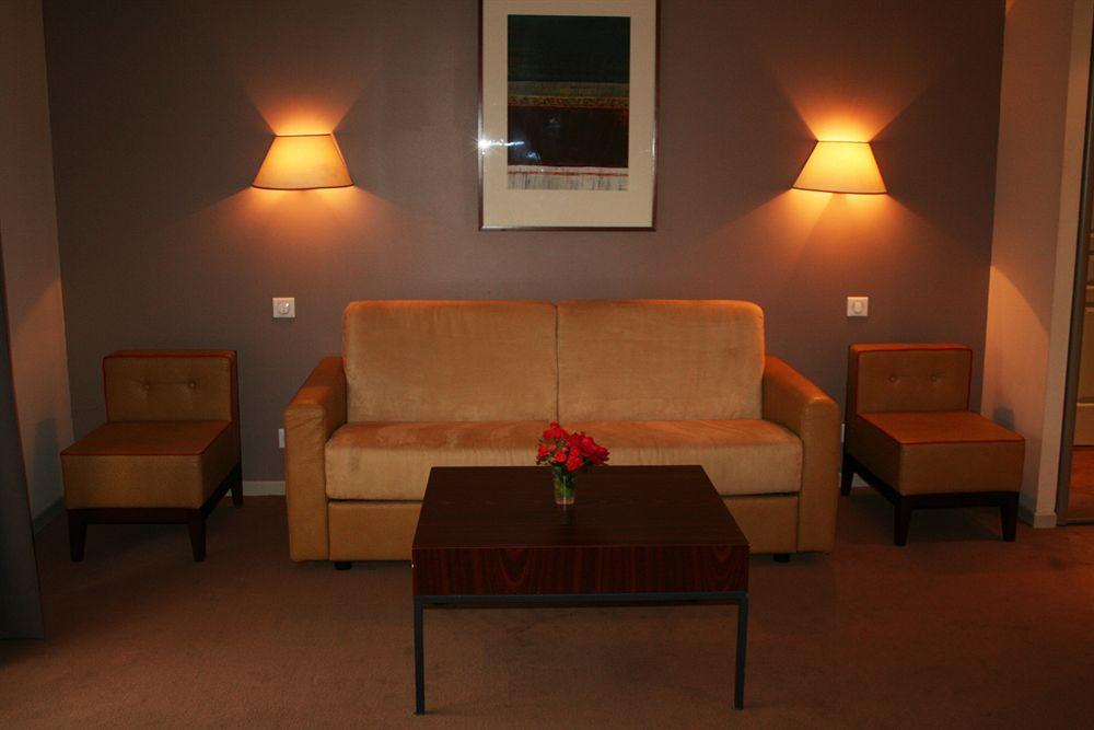 Clarion Suites Corneille Luchon Bagnères-de-Luchon Eksteriør bilde