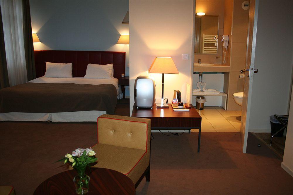 Clarion Suites Corneille Luchon Bagnères-de-Luchon Eksteriør bilde