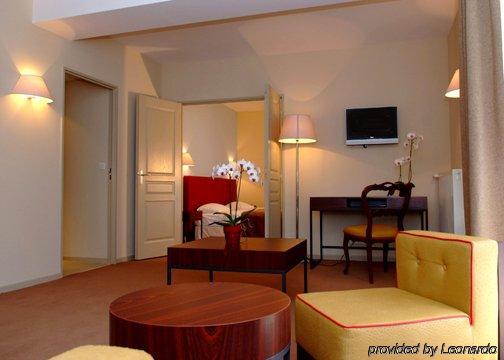Clarion Suites Corneille Luchon Bagnères-de-Luchon Rom bilde